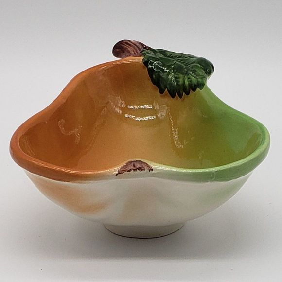 Portuguese Vintage Majolica Ceramic Green to Red Pear Shaped Bowl or Dish - Picture 3 of 13